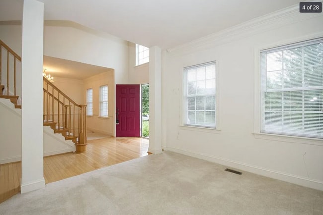 Building Photo - 317 Chamborley Dr