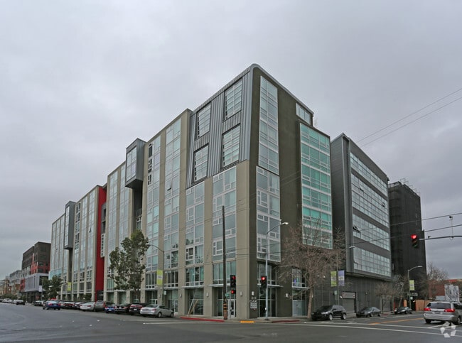 Building Photo - Sierra At Jack London Square