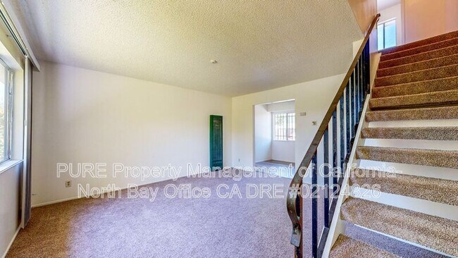 Foto del edificio - 1325 Edwards Ave