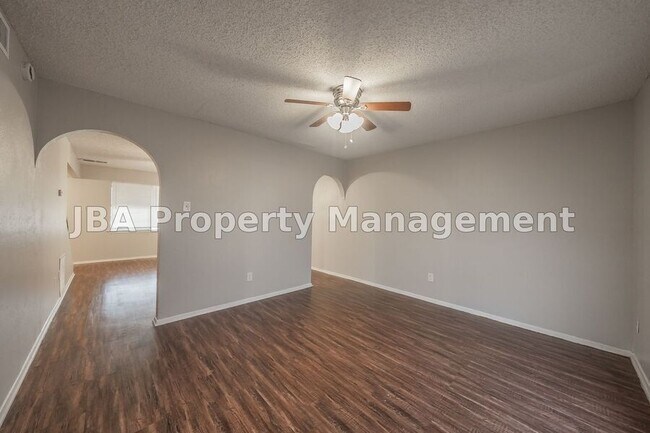 Foto del edificio - 1770 Farleigh Ct