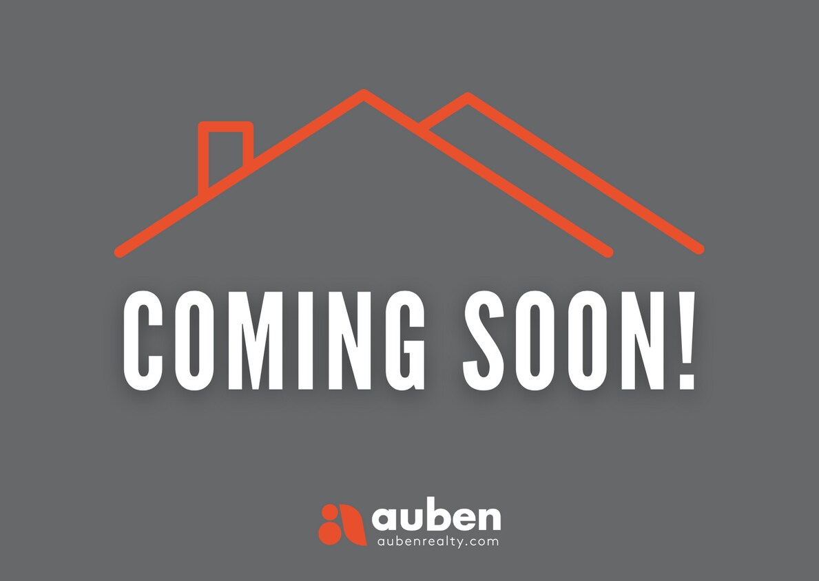 Primary Photo - Spacious 2 Bedroom Duplex!!!