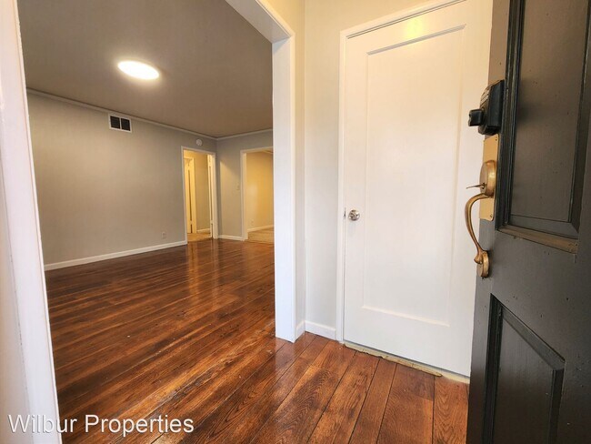 Building Photo - 2 br, 1 bath House - 1040 Fife Avenue
