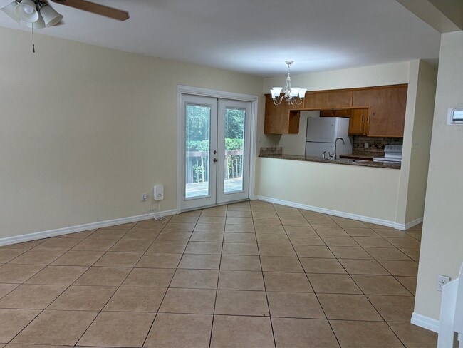Photo - 807 Timbers Ct (Tallahassee, FL) Townhome