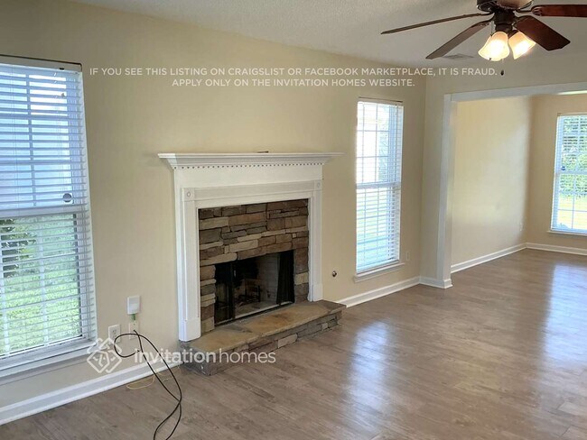 Foto del edificio - 75 Stone Ridge Way
