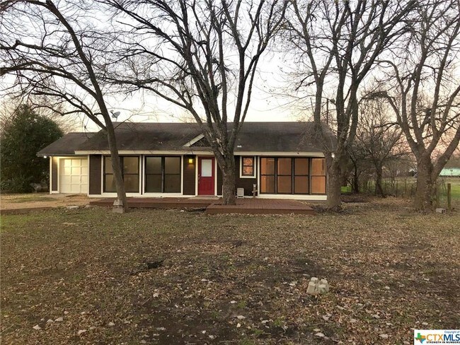 Building Photo - 1317 Southpoint Dr
