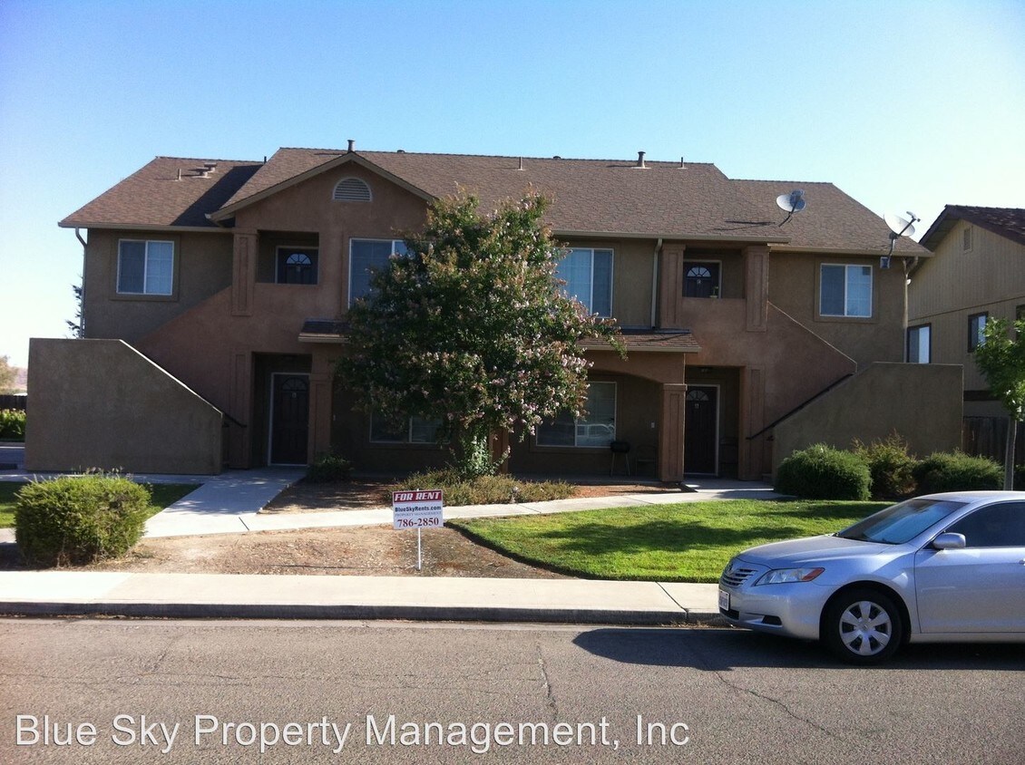 360 E Kanai Ave, Porterville, CA 93257 Condo for Rent in Porterville