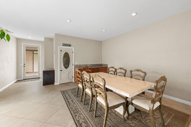 Foto del edificio - 79090 Barwick Pl