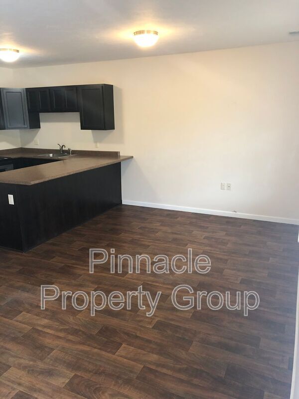 Foto del edificio - 7205 Maple Valley Rd