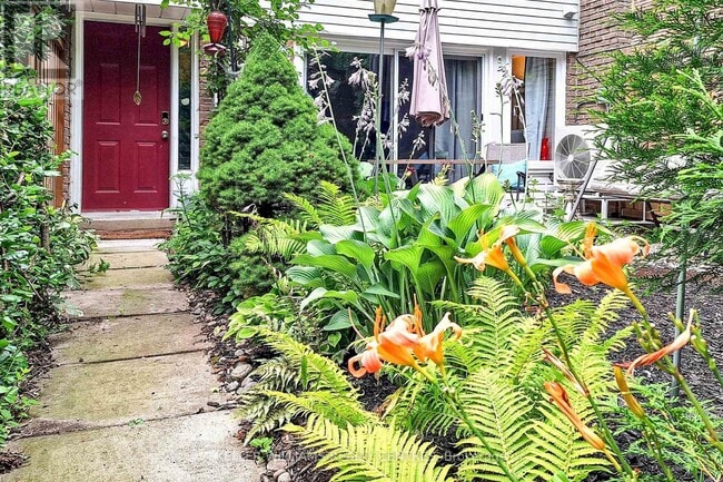 Photo du bâtiment - 237 Milestone Crescent