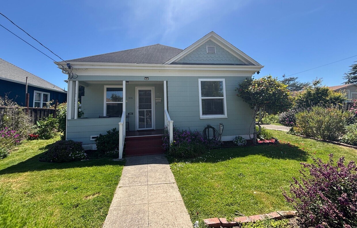 Foto principal - 316 Clinton St