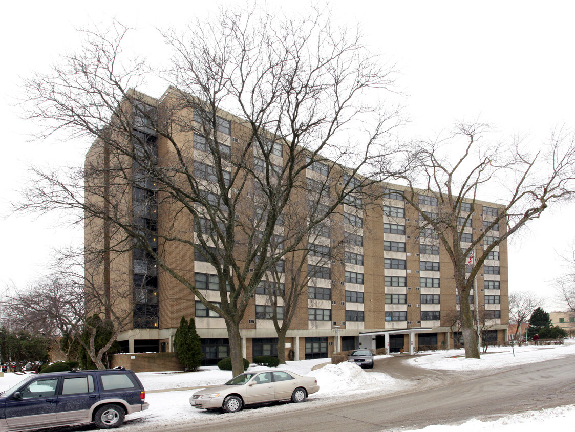 Building Photo - Henrich House