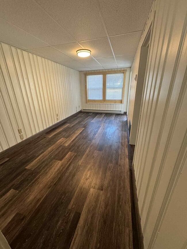 Building Photo - 13825 Maple Tree Ln SW