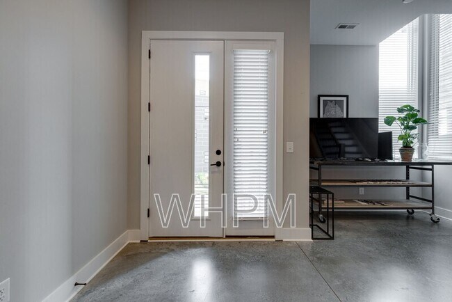 Foto del edificio - 1114 W Grove Ave