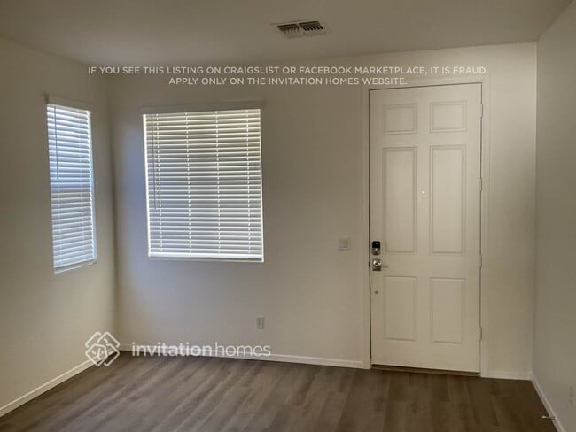 Building Photo - 4221 S Ponderosa Dr