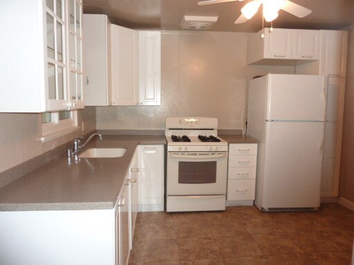 Building Photo - 2496 Larkey Ln