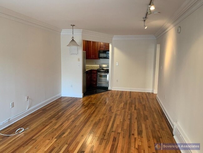 Foto del edificio - 525 W 49th St