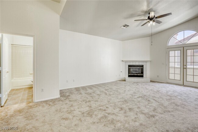 Foto del edificio - 8301 Boseck Dr