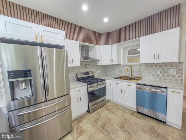 Building Photo - 5502 Master St