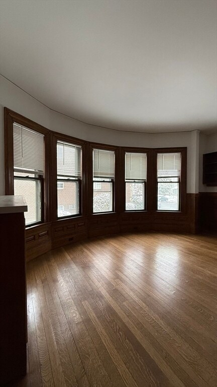 Building Photo - 608 Franklin St