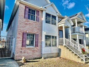 Building Photo - 289 Seaview Ave