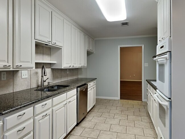 Foto del edificio - 1505 Wade Dr