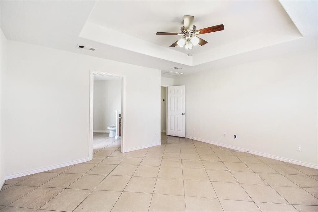 Primary Photo - 21350 Beacon Springs Lane