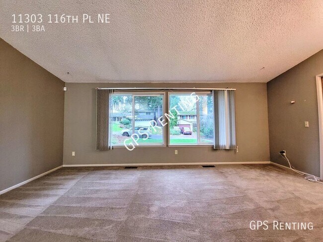 Foto del edificio - Fantastic 3Bed 2.5Bath Kirkland home