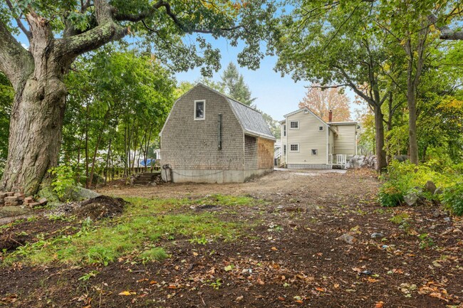 Building Photo - 30 Taylor St