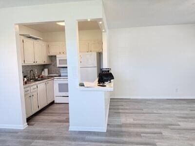 Photo - 164 Easthampton G Apartment