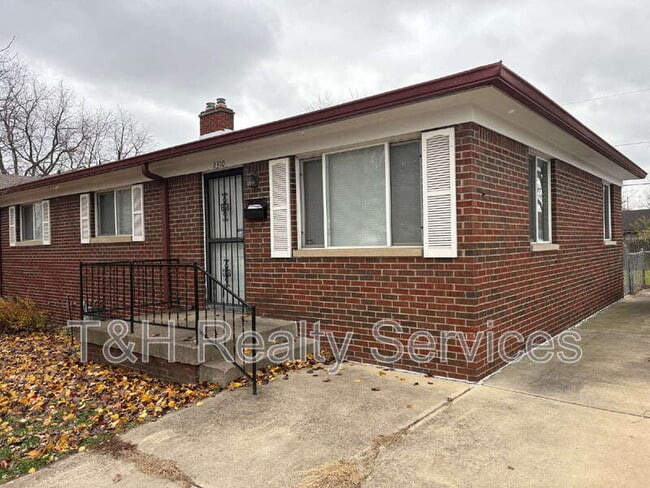 Building Photo - 2310 S Keystone Ave