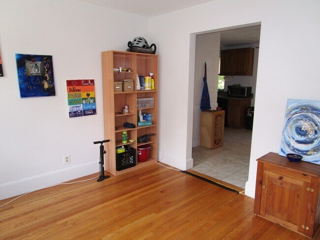 Building Photo - 6 O'Leary Way