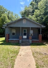 Building Photo - 2602 6th Ave N