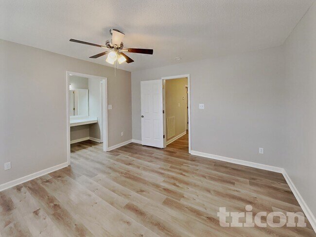 Foto del edificio - 701 Avondale Dr