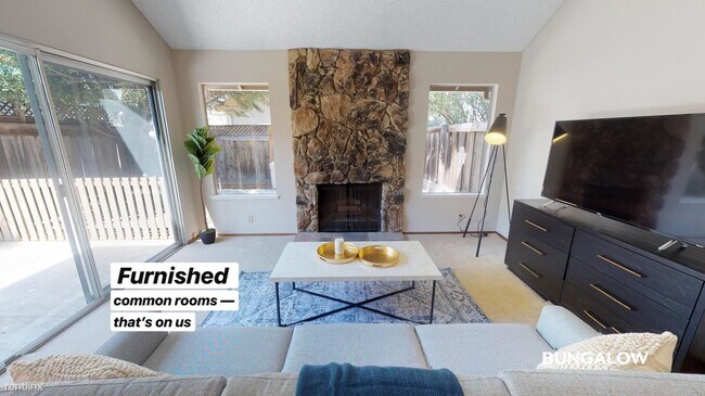 Building Photo - 459 Offenbach Pl