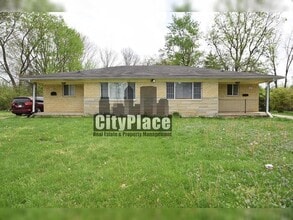 Building Photo - 1213 Taylor Dr E