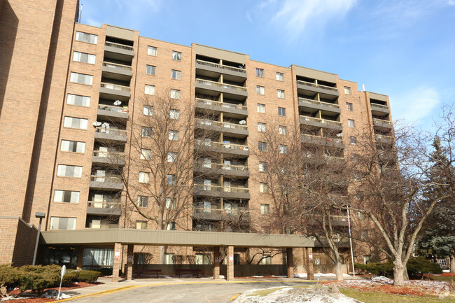 Building Photo - Capitol Commons Seniors Apartments