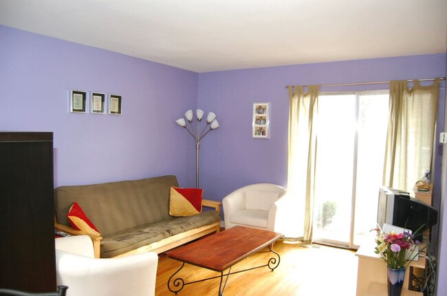 Foto del edificio - 1785 Hideaway Lane Dr