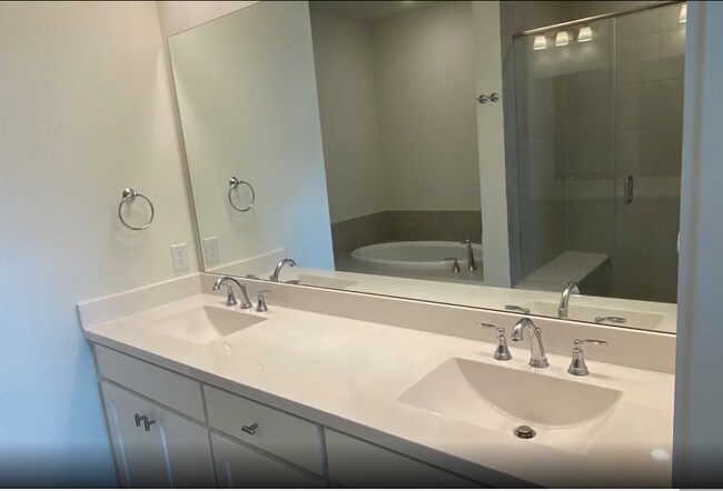 Foto del edificio - 1625 Dewberry Ln
