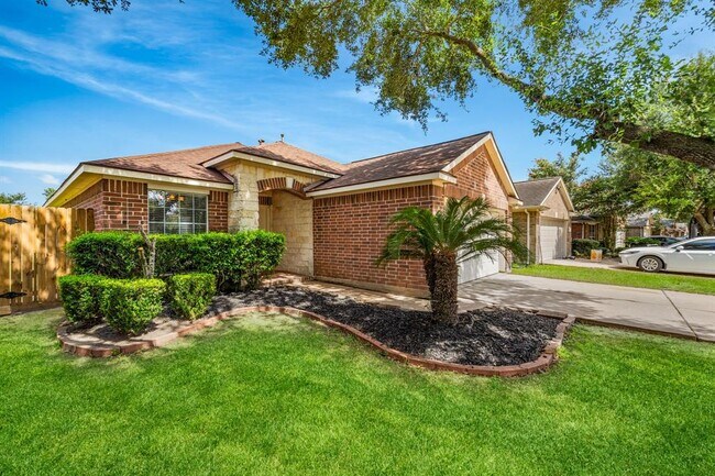 Foto del edificio - 4766 Wind Trace Dr