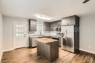 Building Photo - 2103 W Harvard Ave