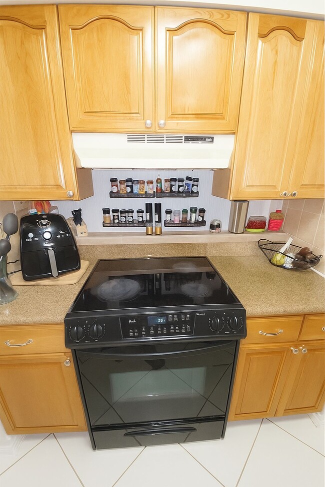 Foto del edificio - 2305 N Congress Ave