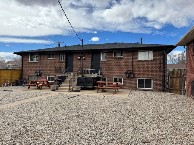 Photo - 1100 Rosemary St Apartment