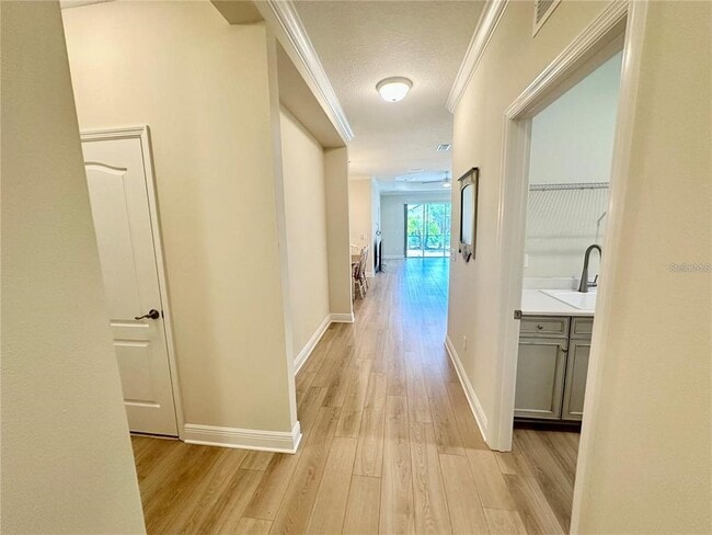 Building Photo - 2633 Star Apple Wy