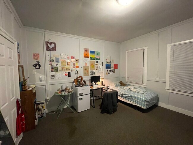 Foto del edificio - 3950 Ludlow St