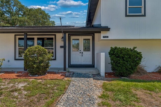 Building Photo - 7111 Gateway Ct