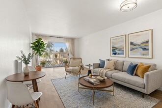 Building Photo - 3751 Harrison St