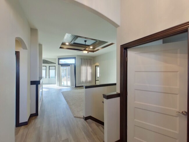 Foto del edificio - 1377 S Sierra Hls St