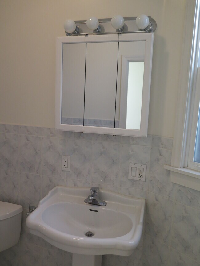 Building Photo - 1378 Jackson St