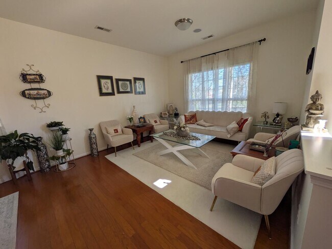 Foto del edificio - 2102 Big Pine Dr