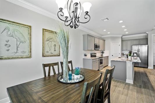 Foto del edificio - 1110 Cypress Wood Dr